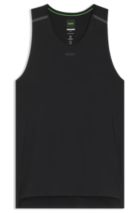 Sleeveless T-shirt