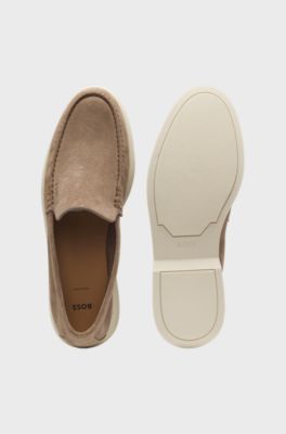 Mocassini in pelle scamosciata con logo goffrato, Beige