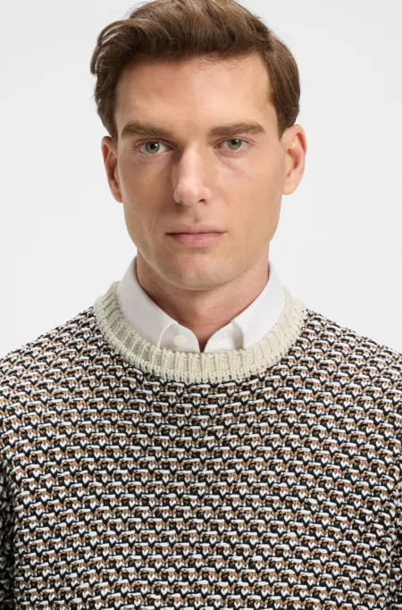 Cotton sweater with rich knitted structure