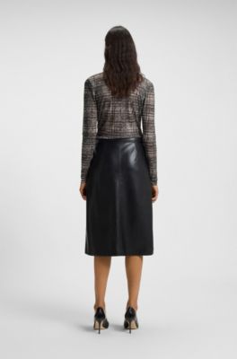 Wrap-front top in pliss&eacute; tulle, Patterned