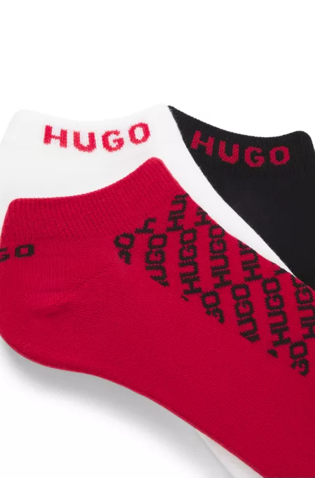 Three-pack of ankle socks with logo details