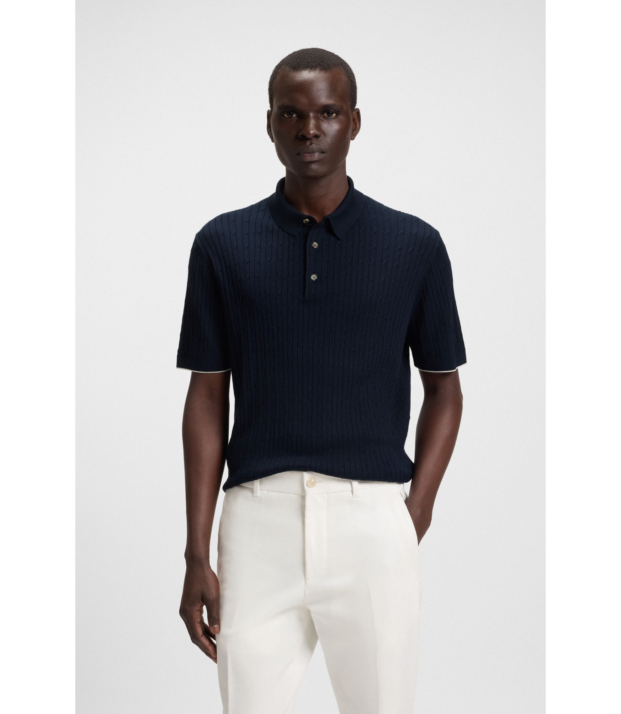 Poloshirt aus Baumwoll-Mix mit Seiden-Anteil und Zopfmuster