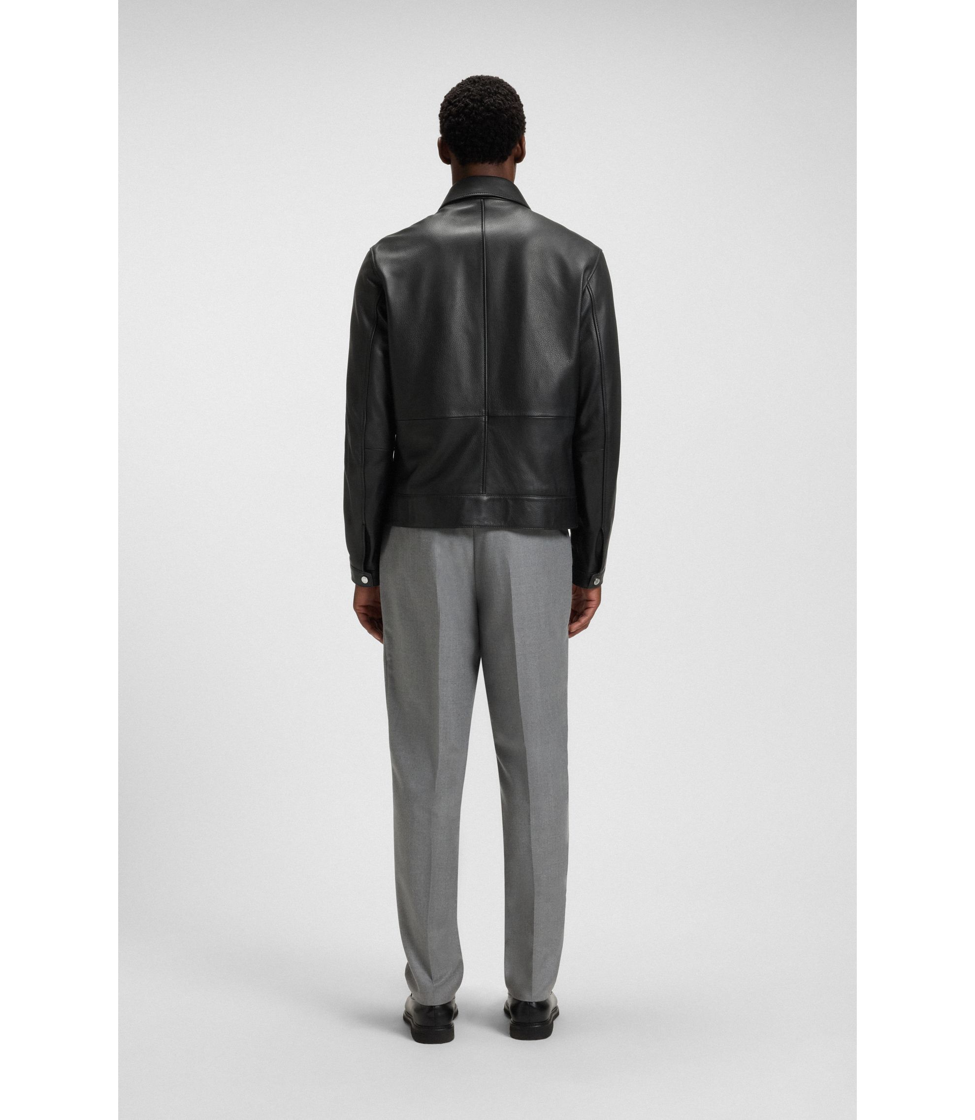 hbeu50543214_001_360?wid=1980&