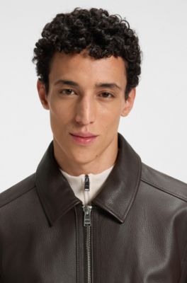 Chaqueta de piel regular fit con cierre de cremallera, Marr&oacute;n oscuro