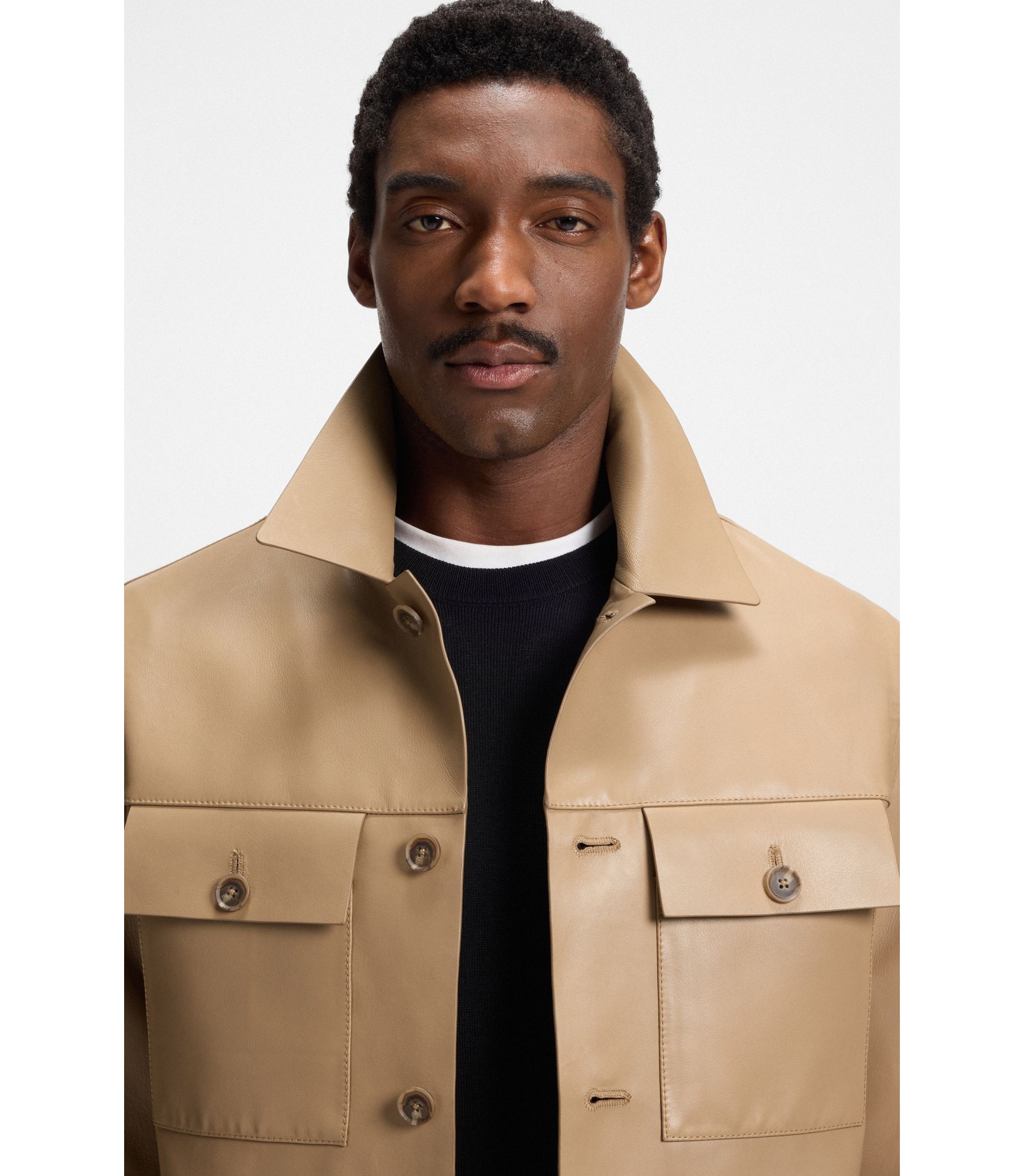 BOSS - シャツスタイル レザージャケット フラップポケット - ベージュ