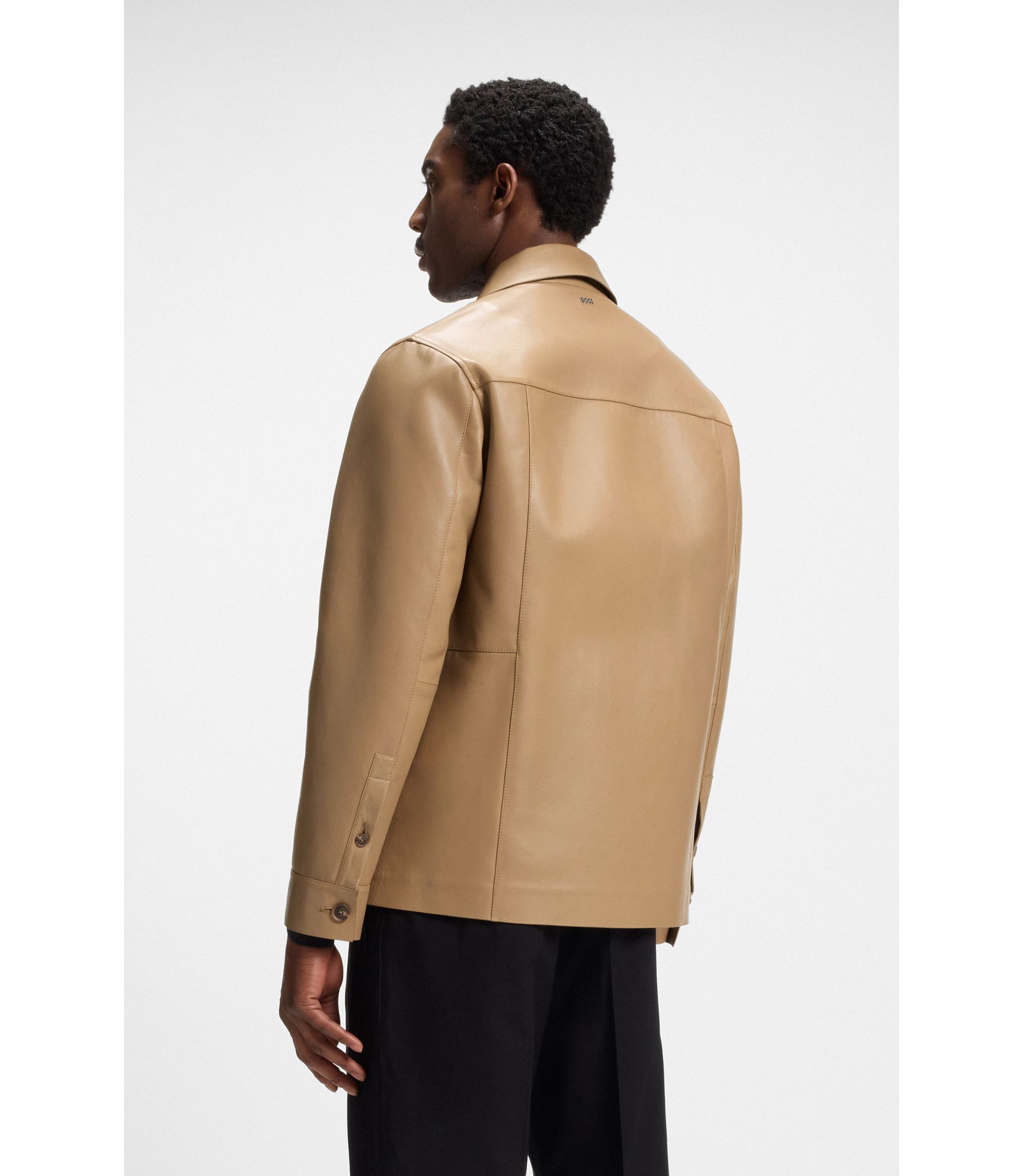 BOSS - シャツスタイル レザージャケット フラップポケット - ベージュ