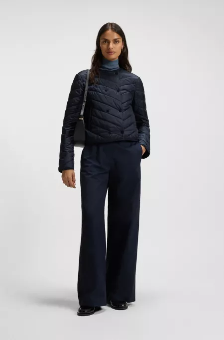 Water-repellent jacket with double-breasted closure