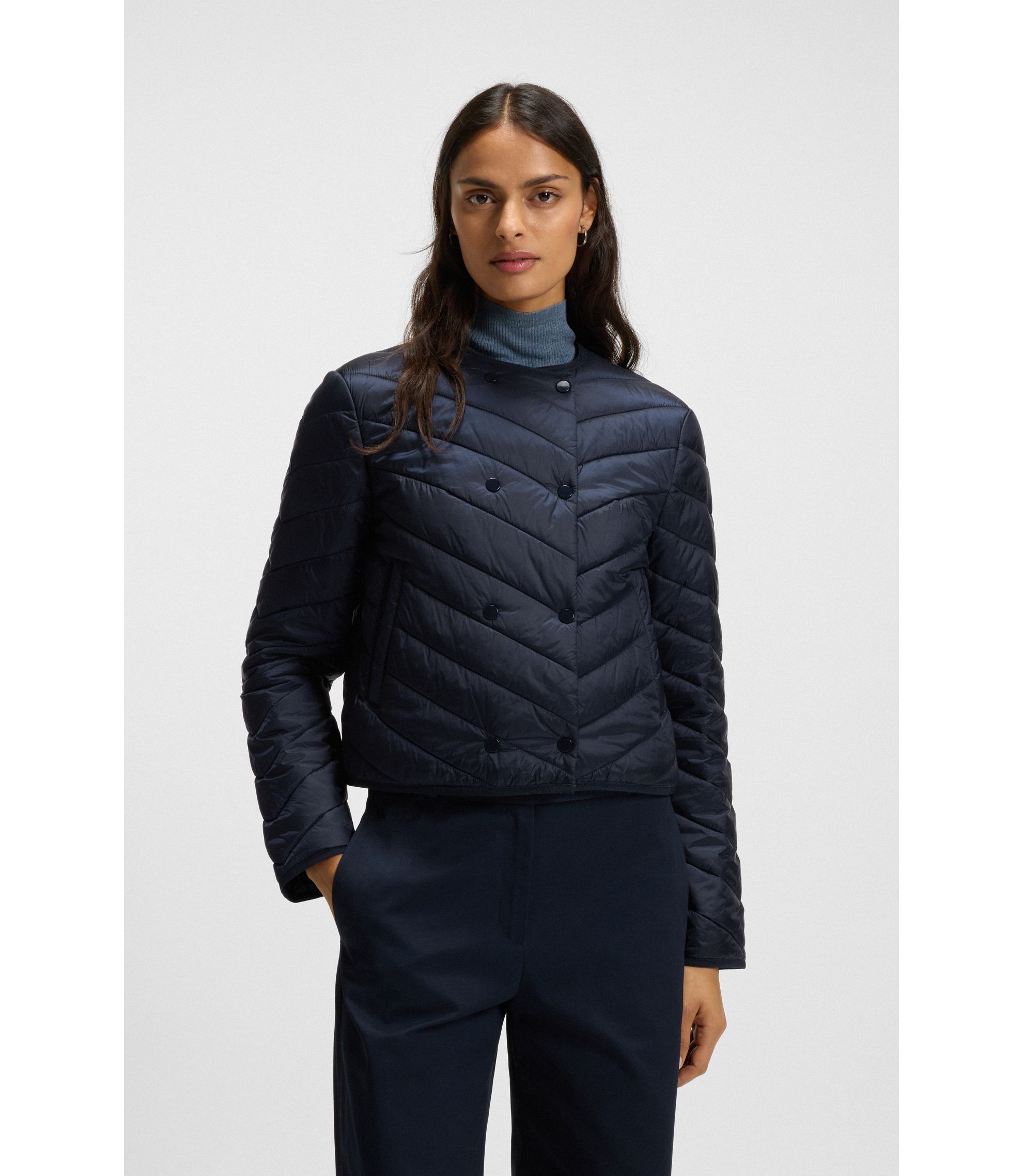 Wasserabweisende Jacke mit zweireihiger Knopfleiste