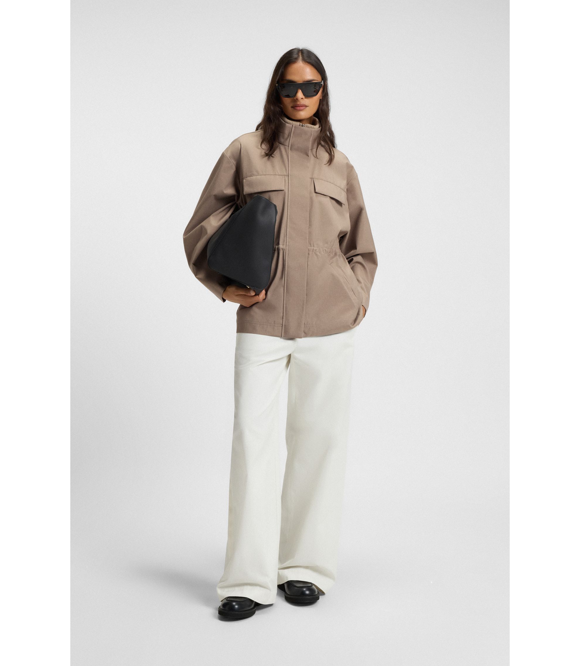 Wasserabweisende Jacke mit geraffter Taille