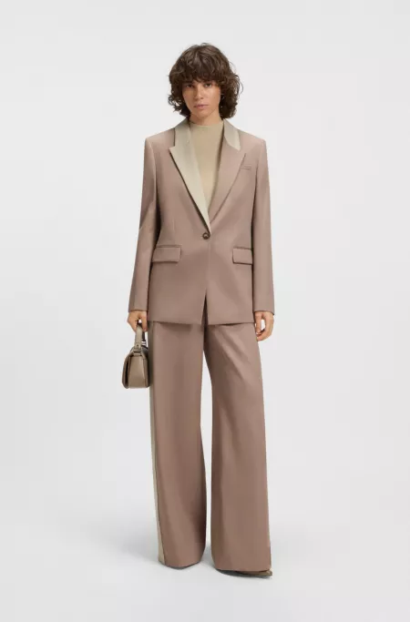Regular-fit trousers with colour-blocking