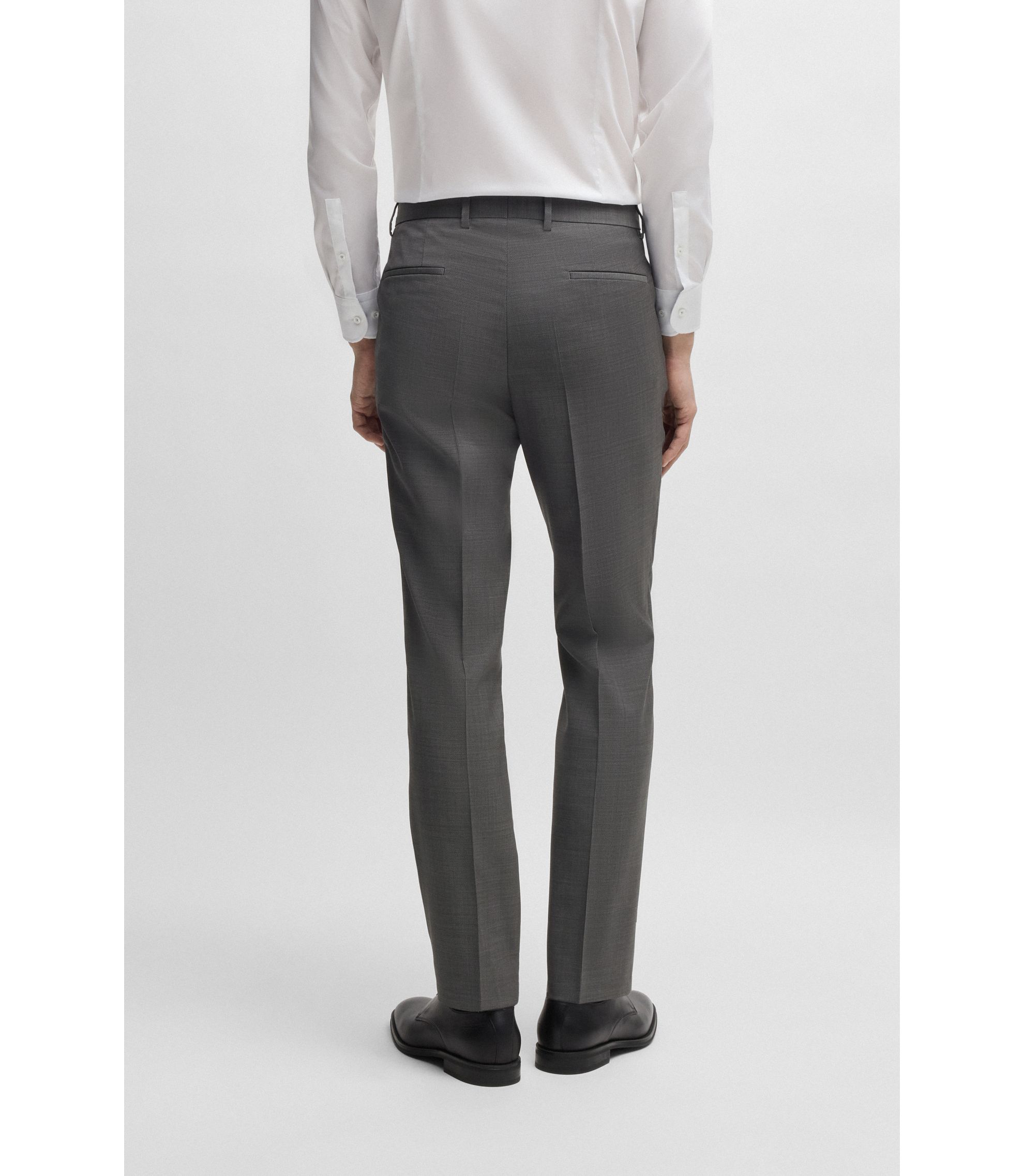 BOSS スーツ　サイズ48 チャコールグレー 7669202571.jpg