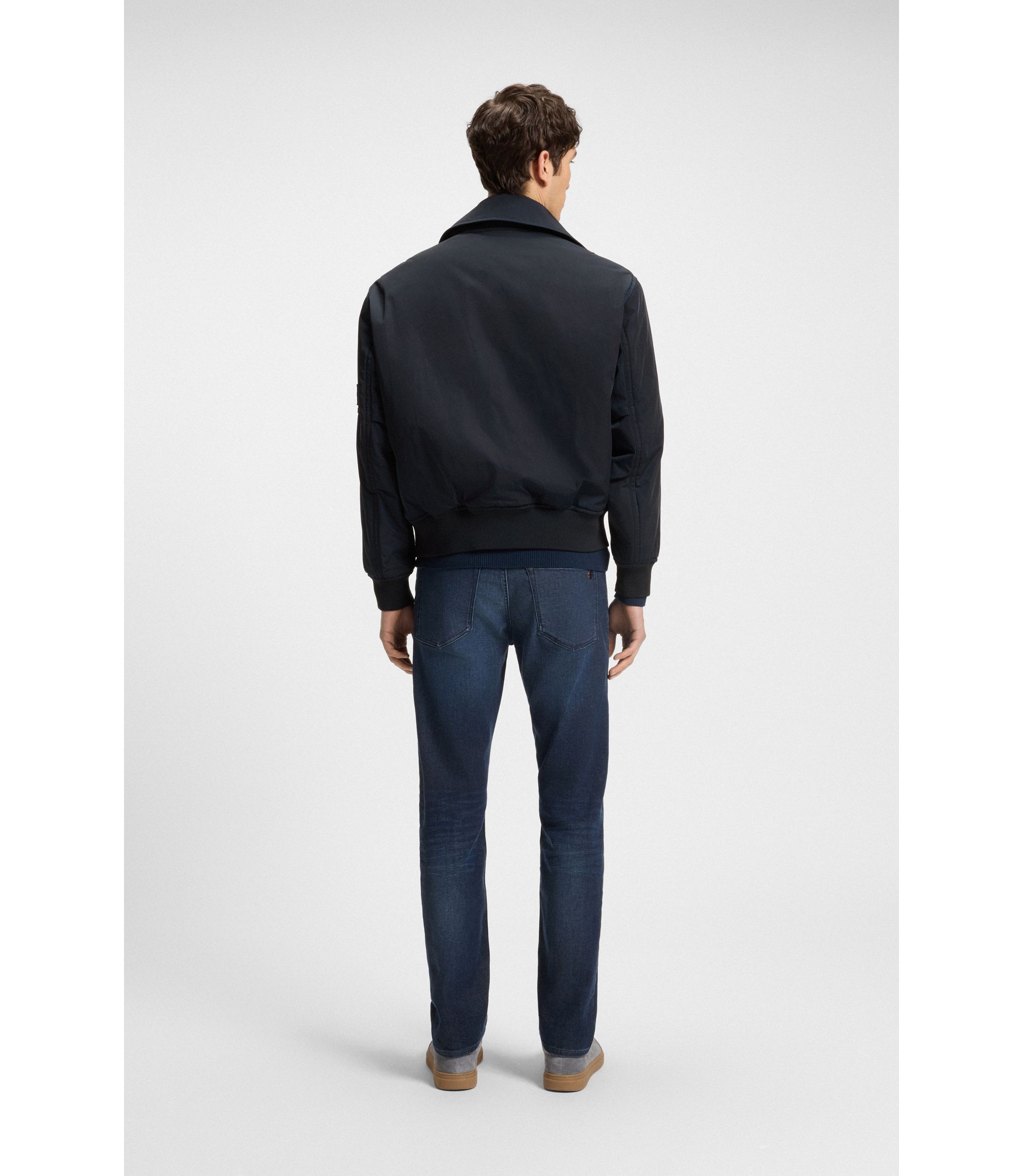 boss114 hbeu50543492_404_360?wid=1980&