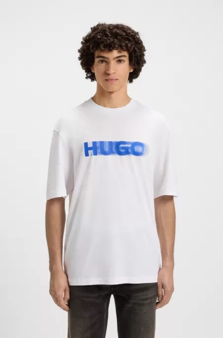 All-gender T-shirt with blurred logo print