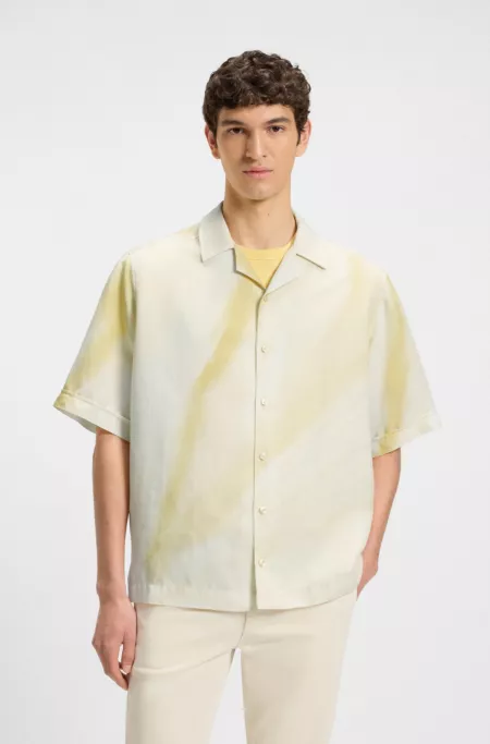 Relaxed-fit shirt with printed artwork