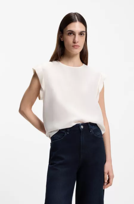 Regular-fit blouse with rear keyhole closure