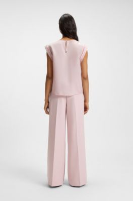 Regular-fit blouse with rear keyhole closure, light pink