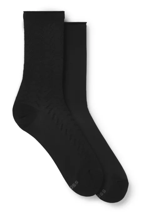 Two-pack of regular-length socks in a soft blend
