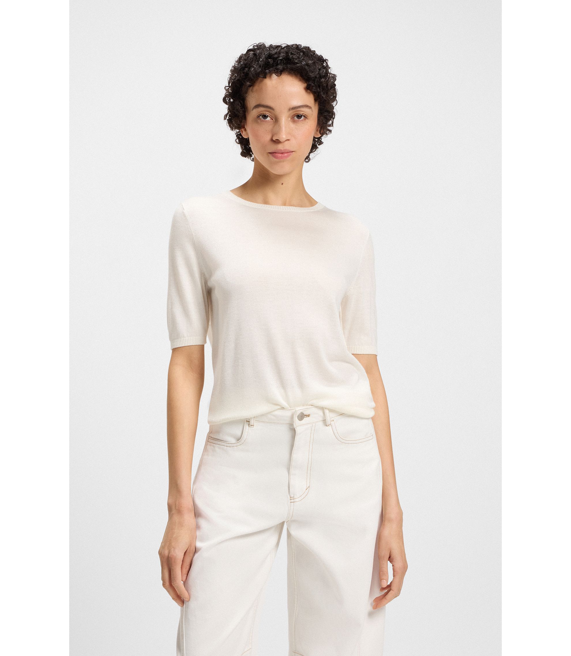 Kurzarm-Strickpullover mit Lochmuster