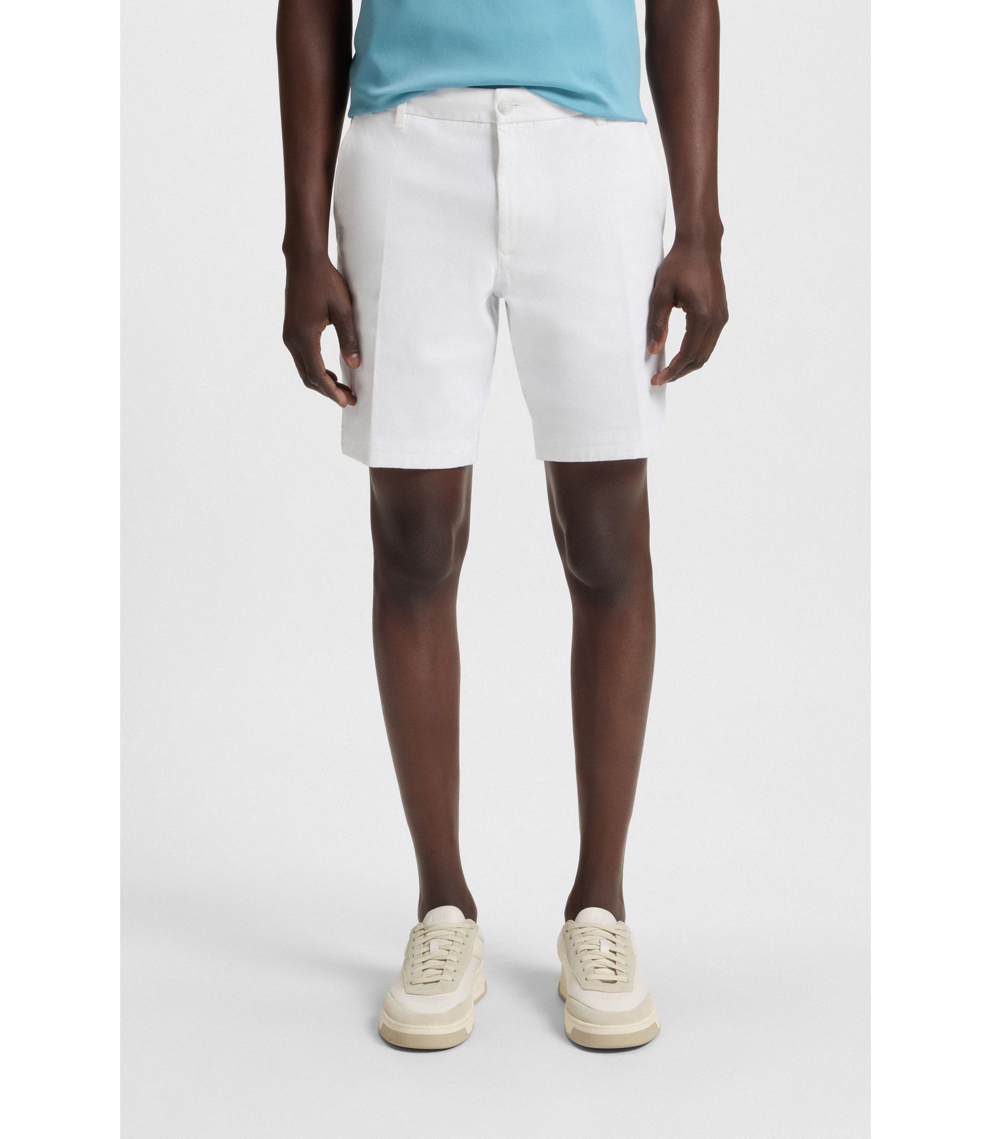 V12 ホワイト スリムフィットパンツ hbeu50543951_100_350?wid=1980&