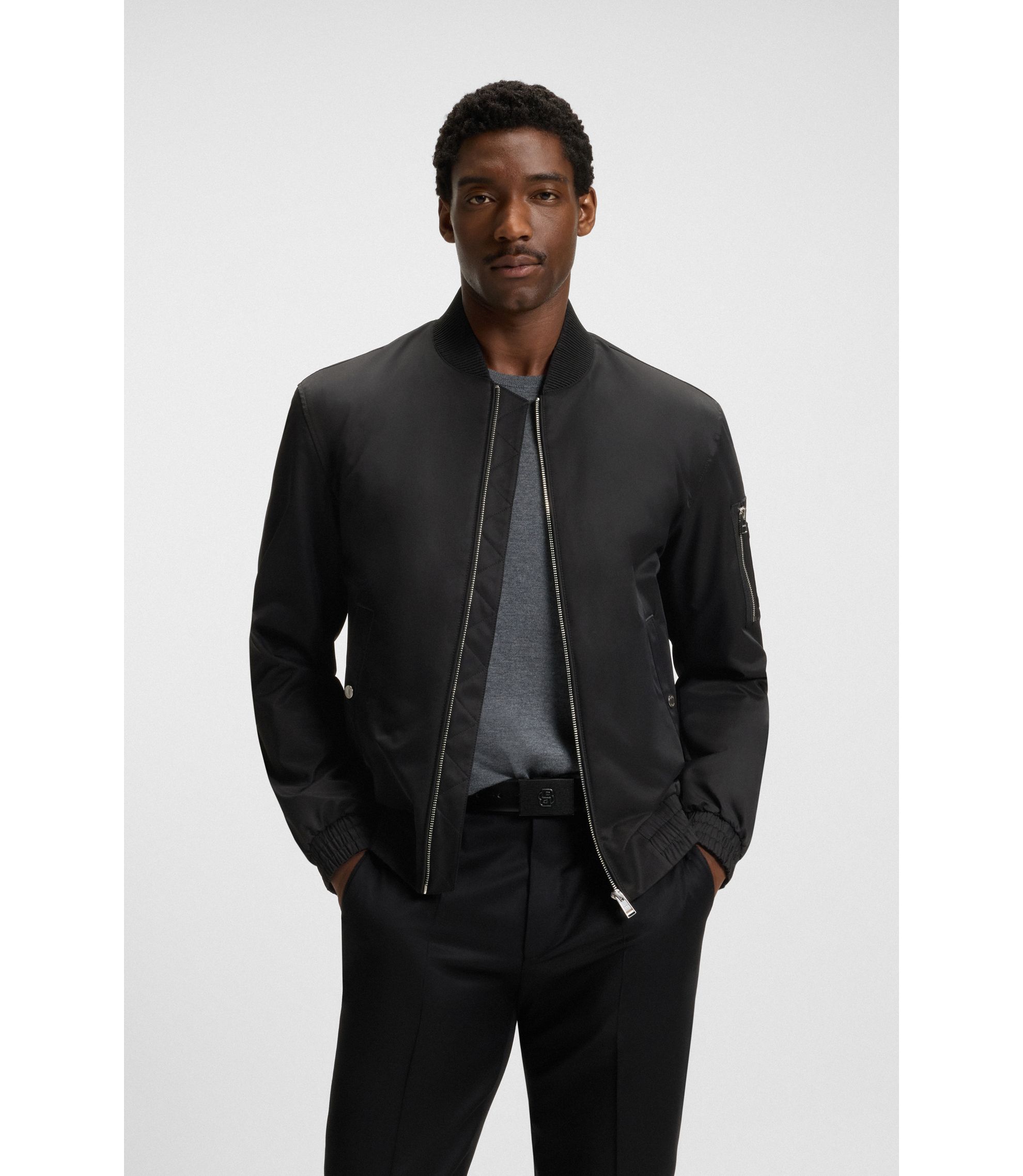 hbeu50544097_001_350?wid=1980&