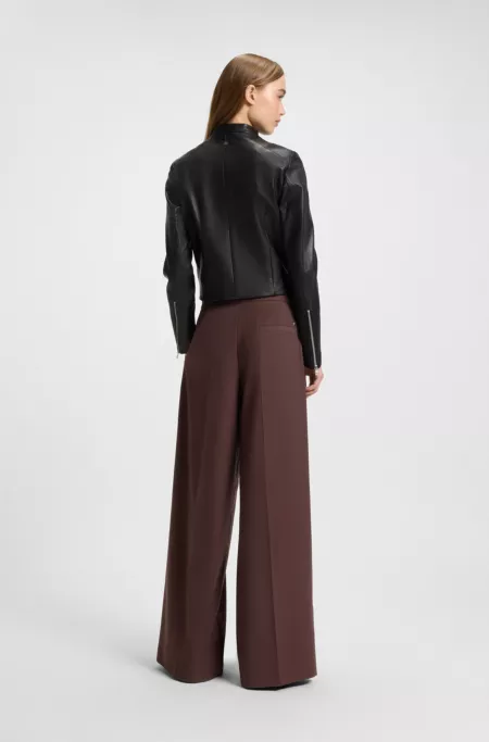 Relaxed-fit trousers in stretch fabric with twin pleats