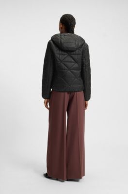 Water-repellent jacket with triangle quilting, Black