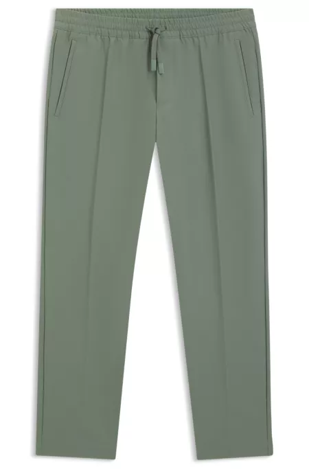 Water-repellent trousers in lightweight easy-iron fabric