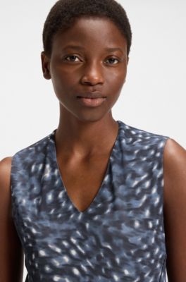 V-neck top in printed matte jersey, Blue Patterned