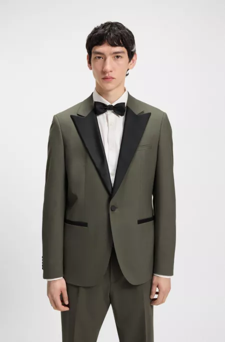 Modern-fit suit in wool-blend poplin