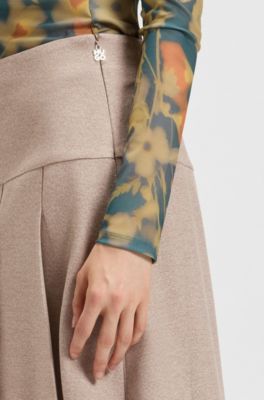 Pleated mini skirt in moulin&eacute; stretch fabric, Light Brown