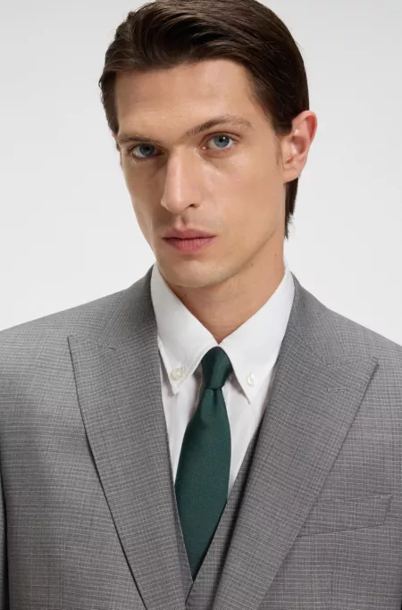 Tie with jacquard pattern