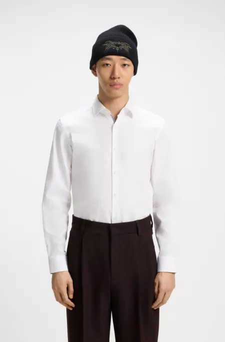 Slim-fit shirt in easy-iron cotton poplin