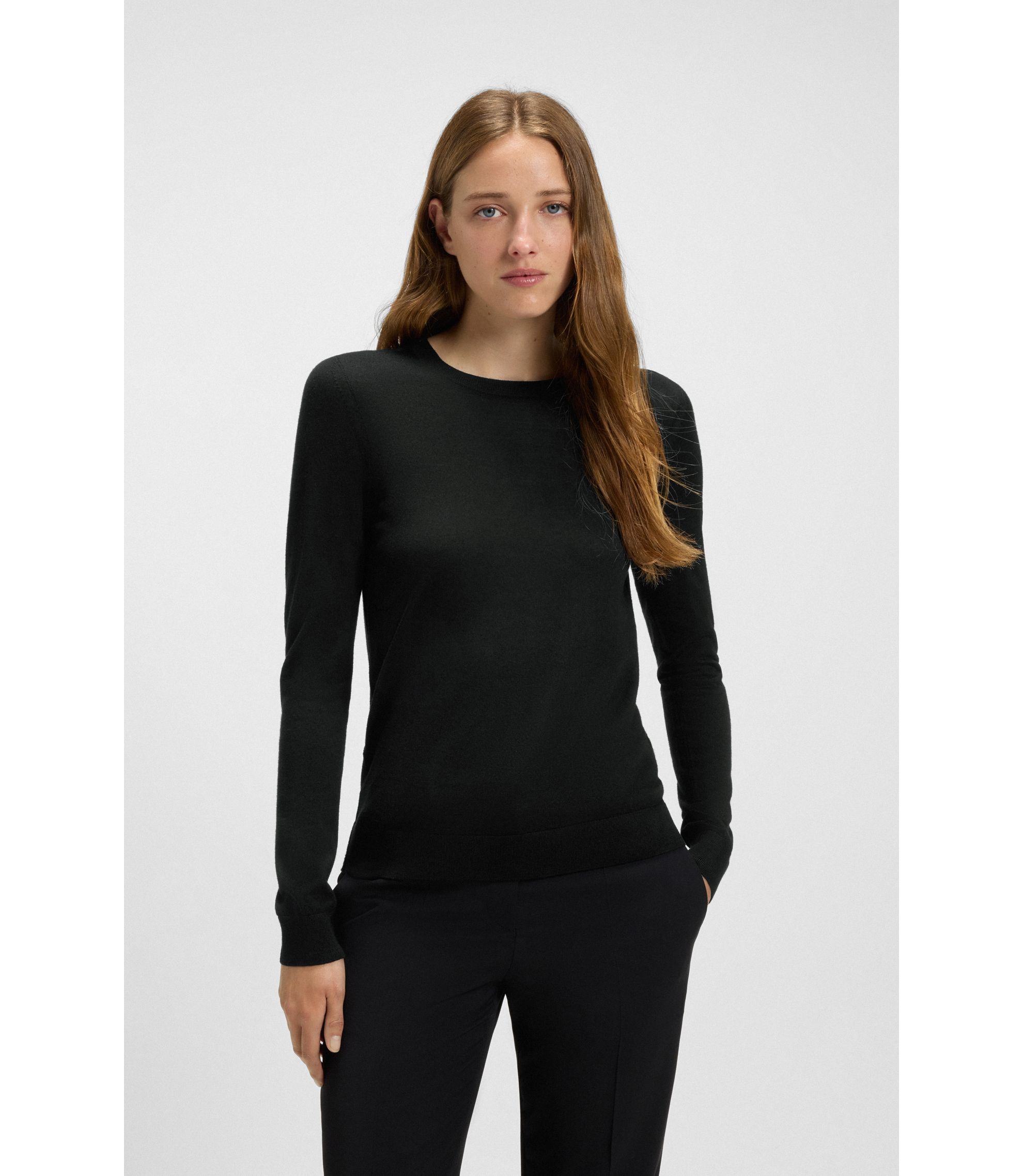 Slim-Fit Pullover aus Merinowolle
