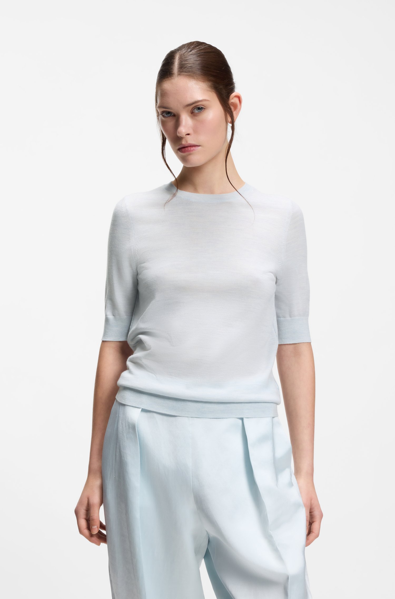 Boss Slim-fit short-sleeved sweater in superfine merino wool stickade tröjor dam