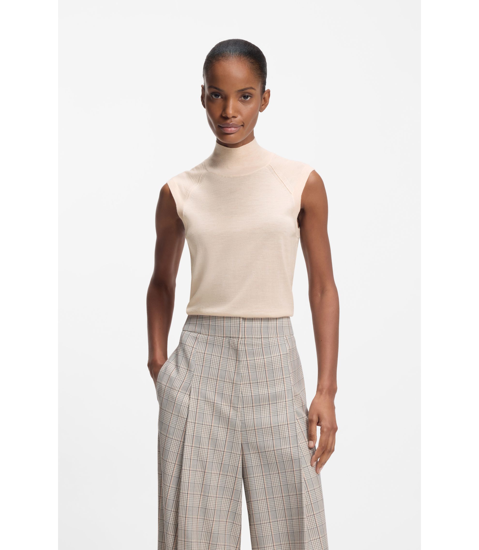 Ärmelloses Top aus Merinowolle mit Stehkragen