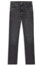 Slim Fit