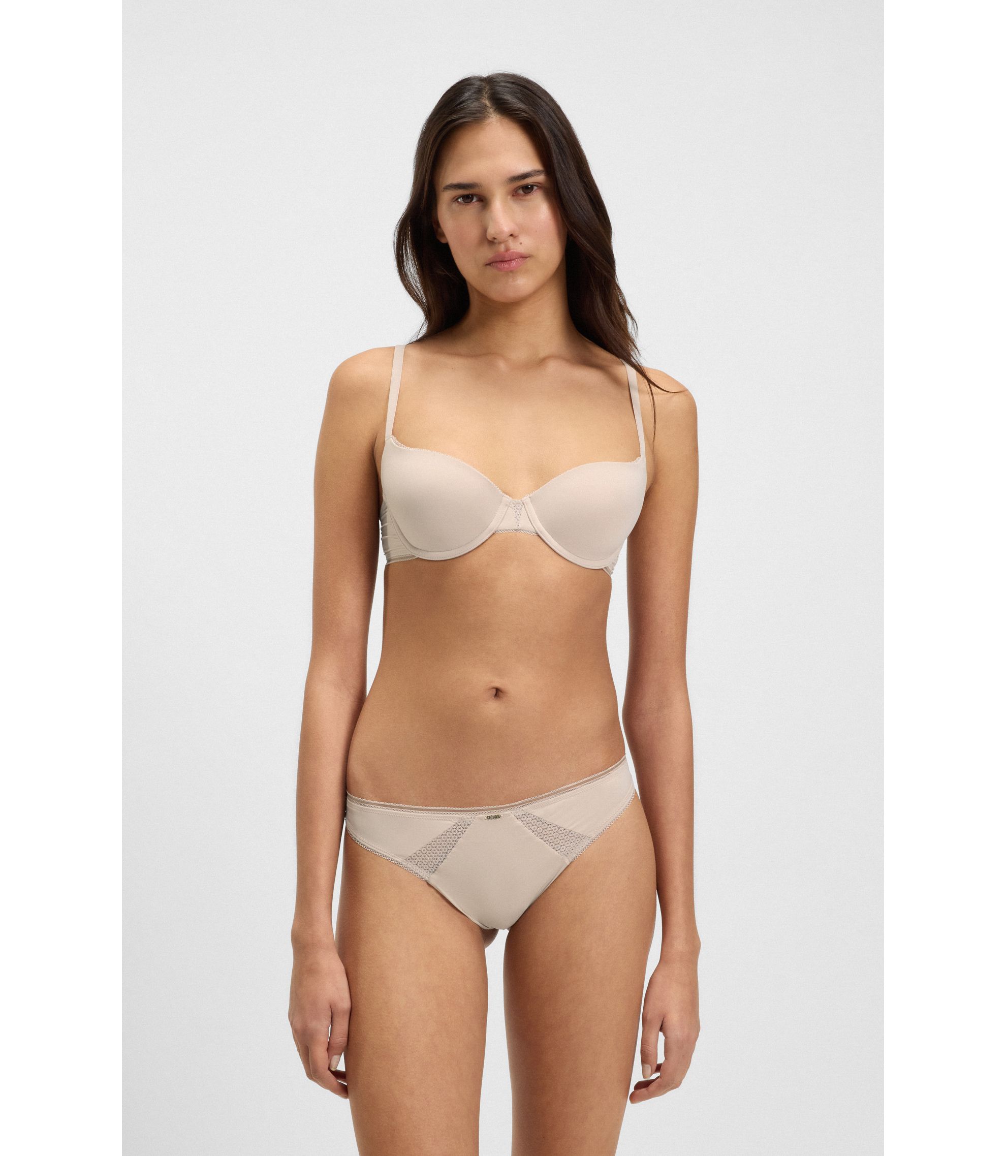 String aus Mikrofaser mit Einsätzen aus Spitze