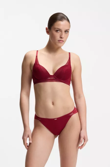 Briefs in microfibre with peony lace