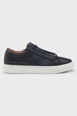 Gary trainers in grained leather with signature trims, Dark Blue