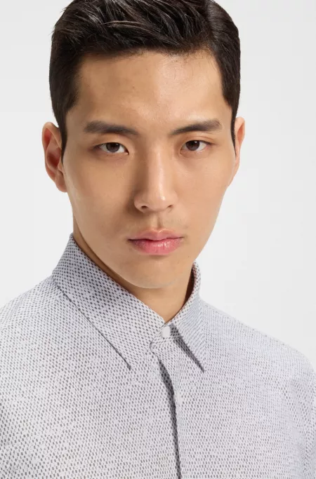Slim-fit shirt in printed performance-stretch jersey
