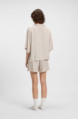 Camicia del pigiama in satin con stampa del monogramma all-over, Beige chiaro