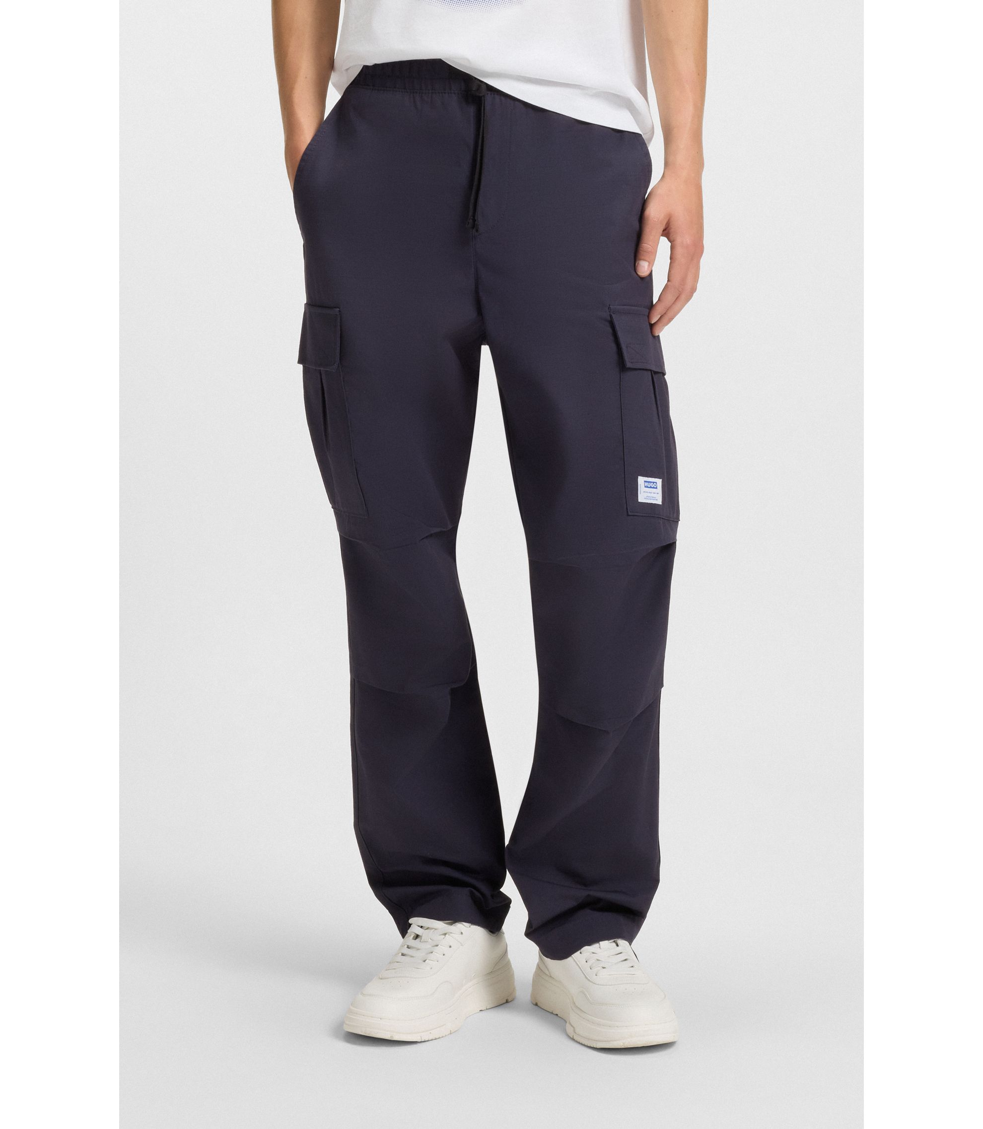 HUGO Pantaloni relaxed fit in tessuto ripstop Blu scuro
