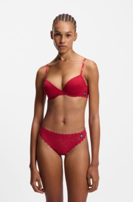 String taille basse en dentelle &agrave; imprim&eacute; l&eacute;opard, Rouge