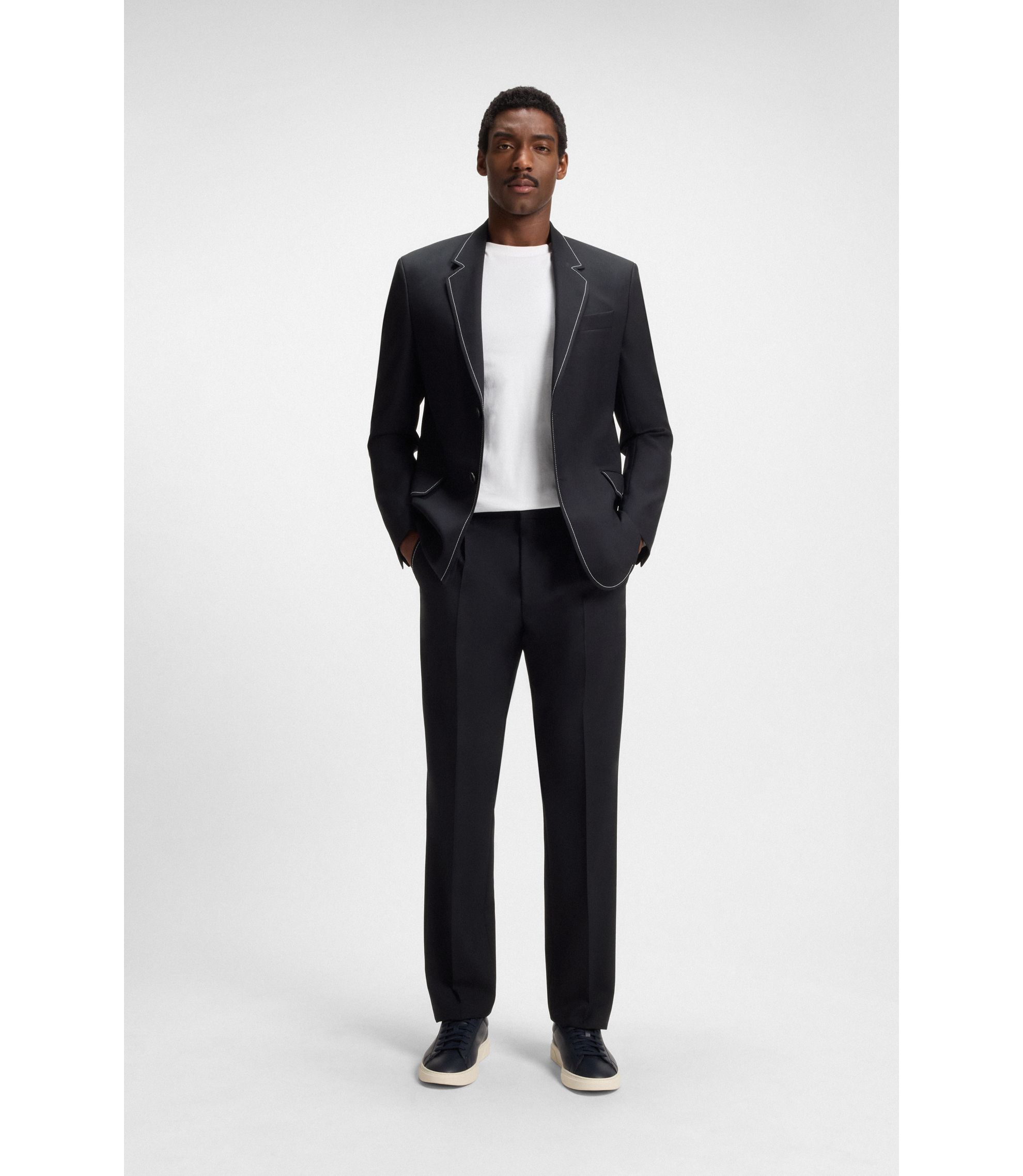 hbeu50545808_404_300?wid=1980&