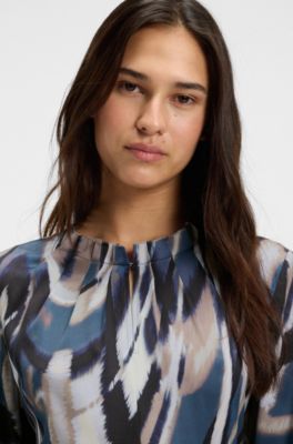Printed blouse in stretch silk with gathered neckline, Patterned