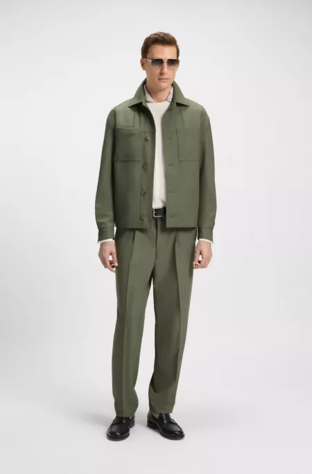 Relaxed-fit overshirt in machine-washable performance-stretch fabric