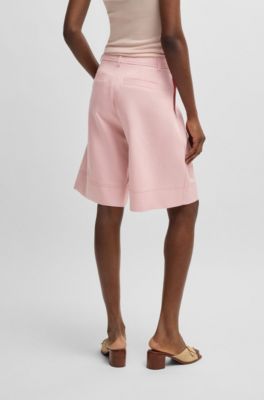 Formal shorts with front pleats, light pink