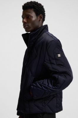 Veste en satin matelass&eacute; &agrave; la finition d&eacute;perlante, Bleu fonc&eacute;