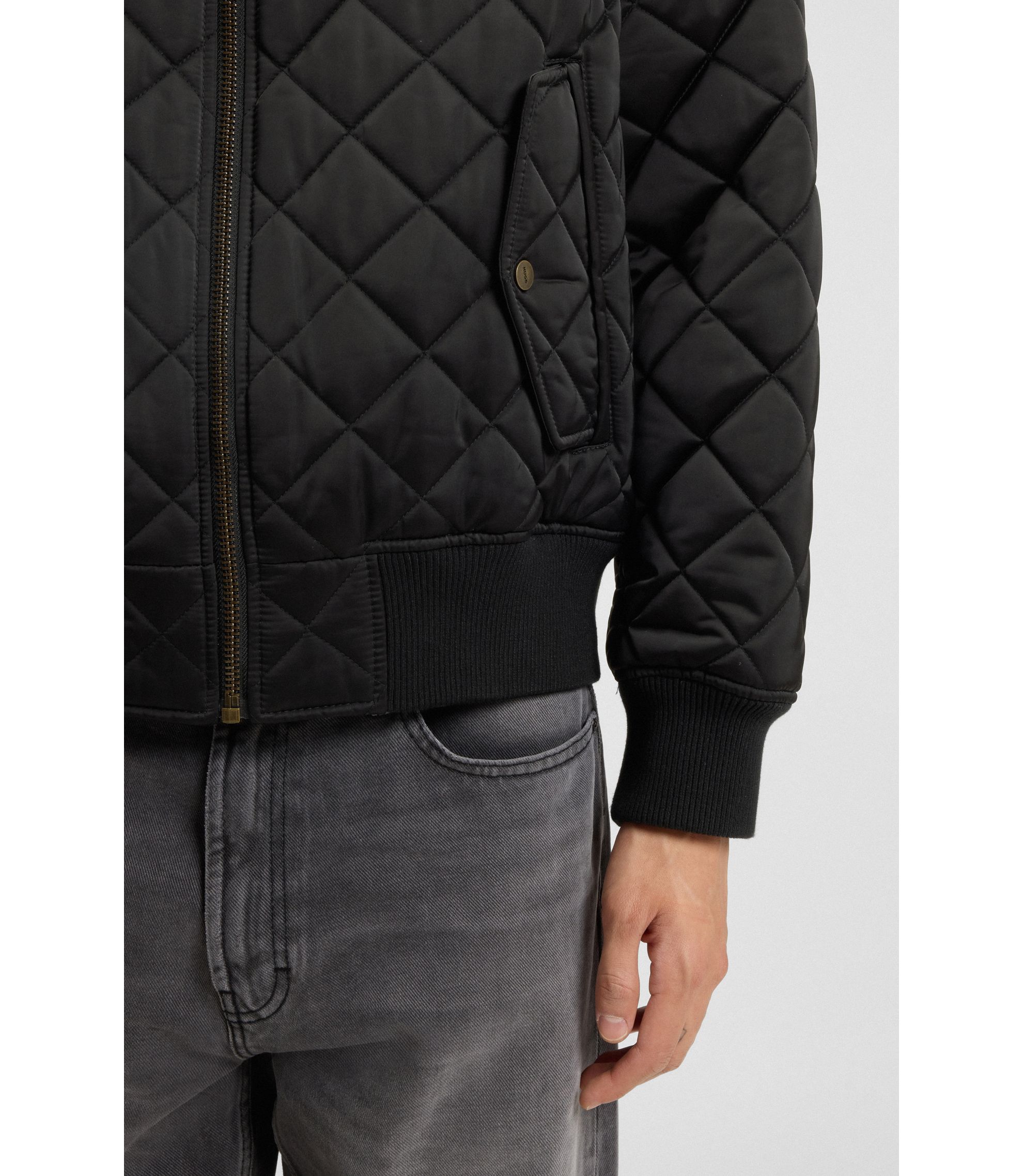 HUGO - はっ水ジャケット キルティングサテン - ブラック