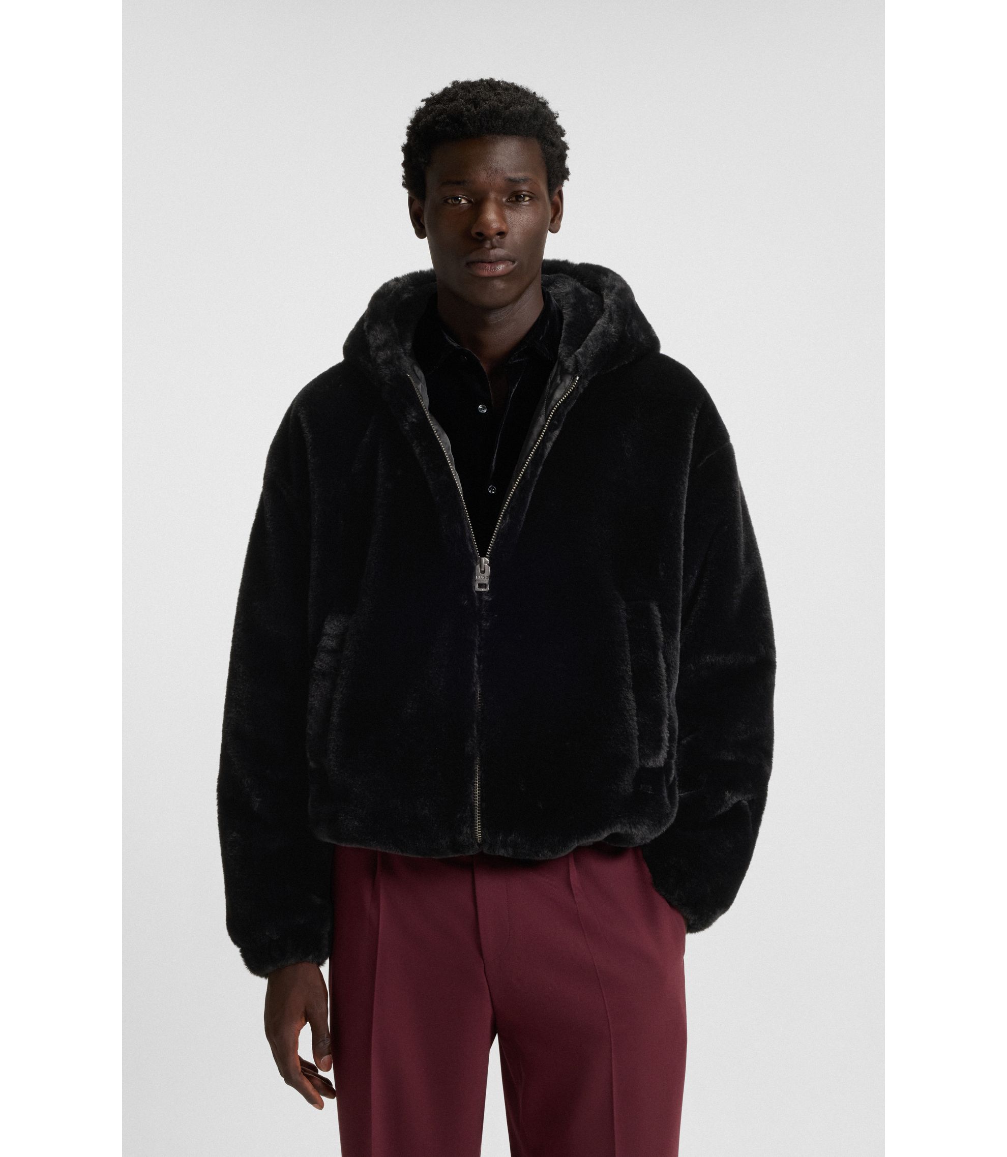 hbeu50546237_001_350?wid=1980&